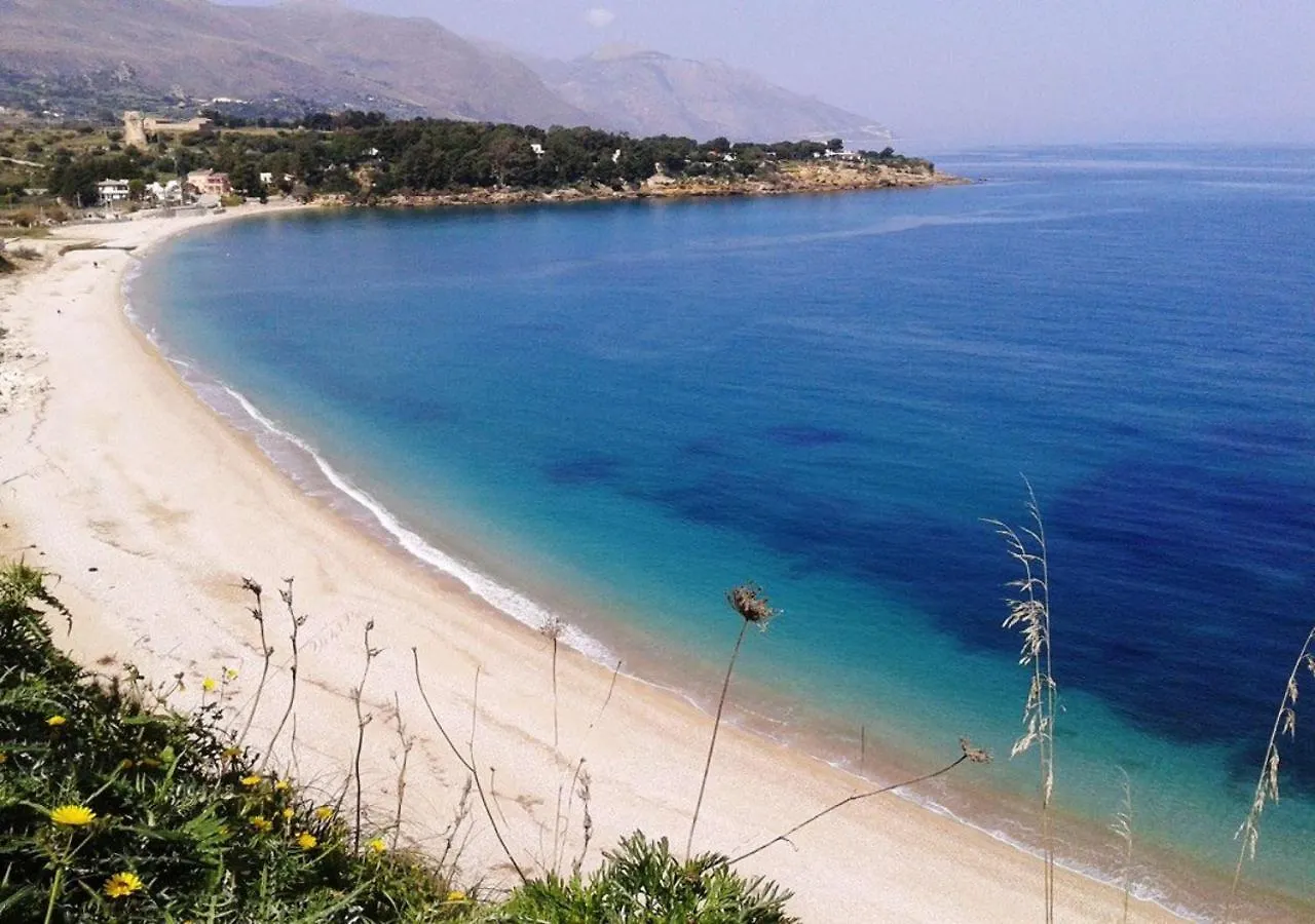 Casa Vacanza La Finestra Sul Porto Castellammare del Golfo